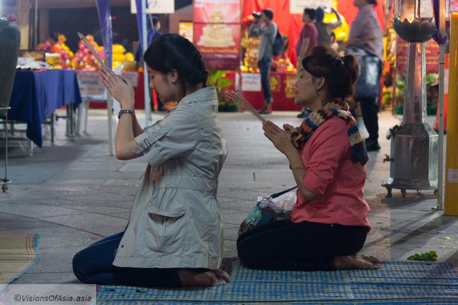 Chinese New year Wat Traimit