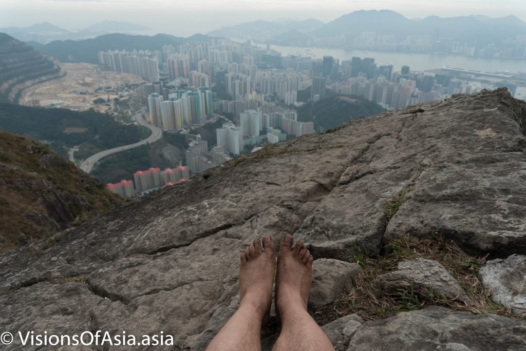 barefoot hike on Suicide cliff