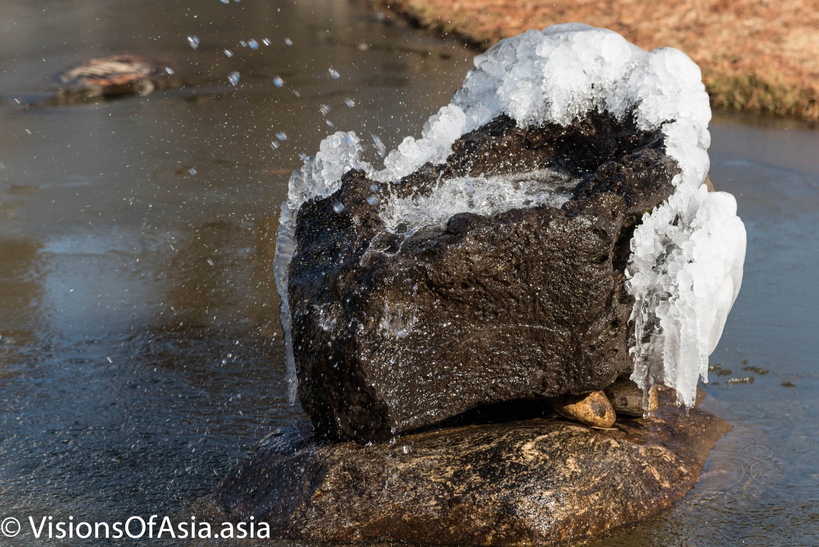 Frozen fountain on Nami island