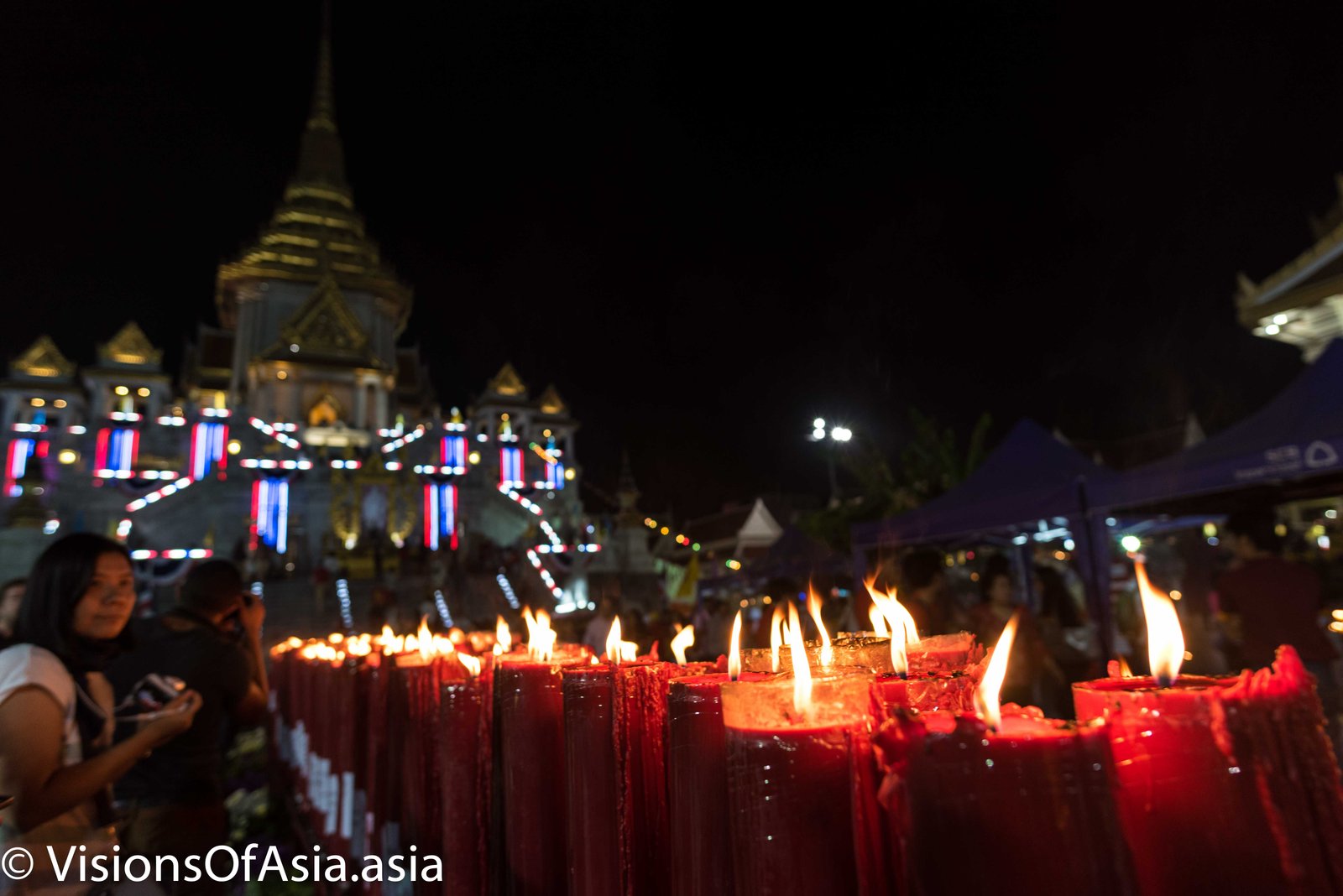 Candles of Wat Traimit