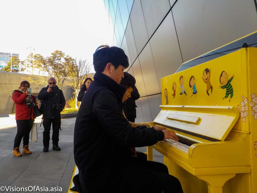 Design museum piano